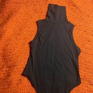 Boohoo black sleeveless turtleneck bodysuit size 12